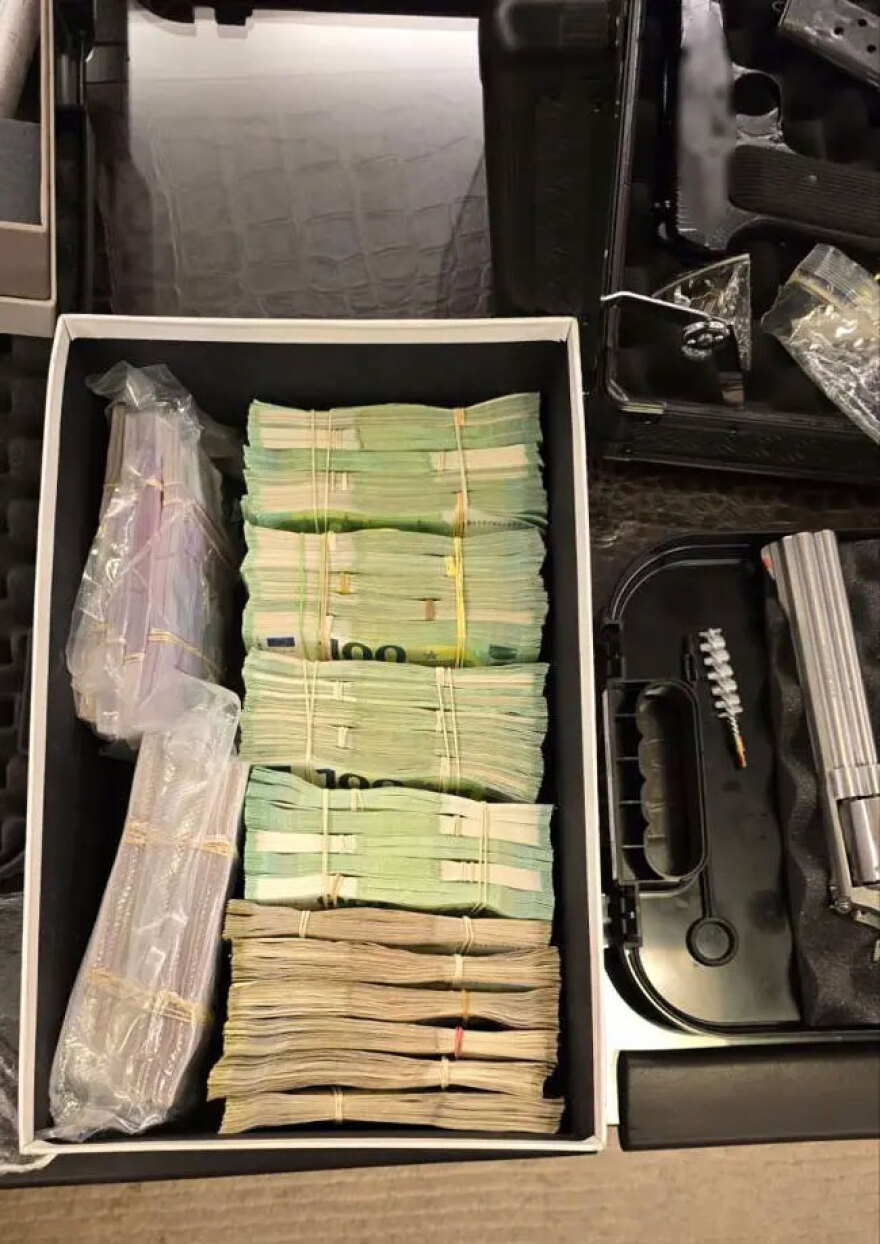 Κινέζος, καρούμπαλο, τσουβάλια: Πώς δρούσε το κύκλωμα με τα λαθραία τσιγάρα και οι κωδικές ονομασίες - Ζημιά εκατομμυρίων ευρώ για το Δημόσιο