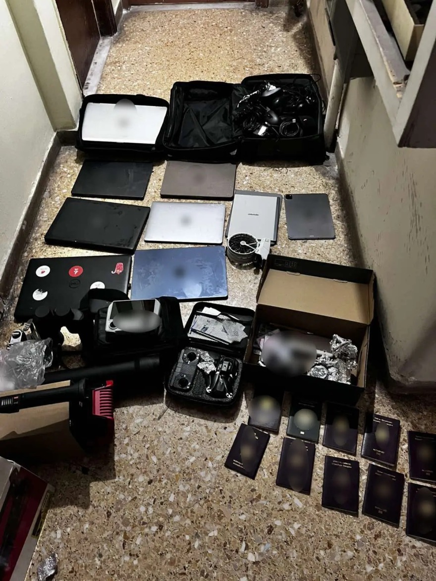 Εξαρθρώθηκε κύκλωμα με πάνω από 40 κλοπές και παράνομη διακίνηση φαρμάκων, που βρέθηκαν με σχεδόν 10.000 χάπια