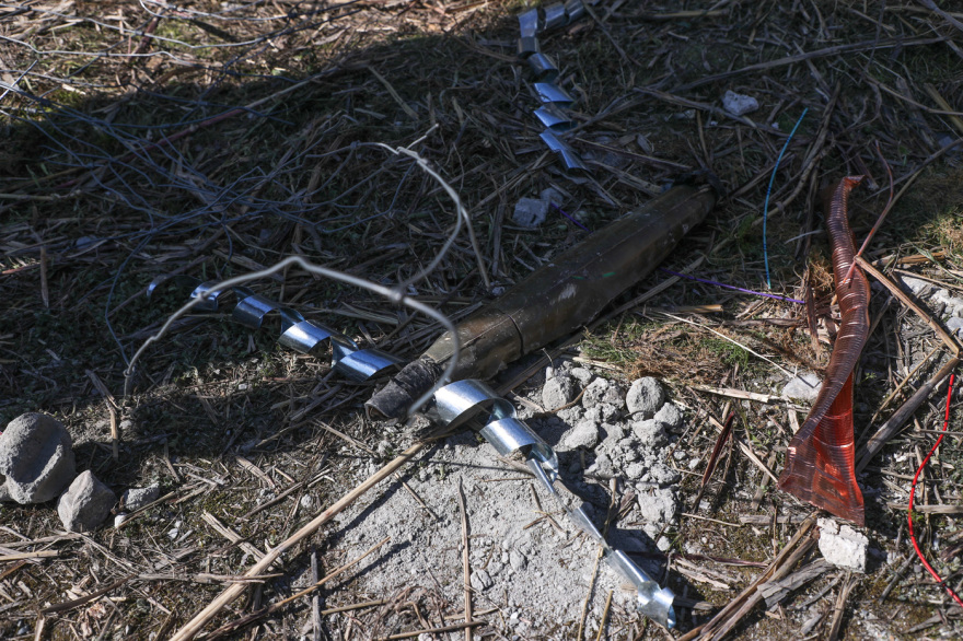 Δολιοφθορά στην τηλεδιοίκηση της γραμμής Αθήνα-Θεσσαλονίκη: Έσπασαν το τσιμέντο, αλλά δεν πήραν τα καλώδια