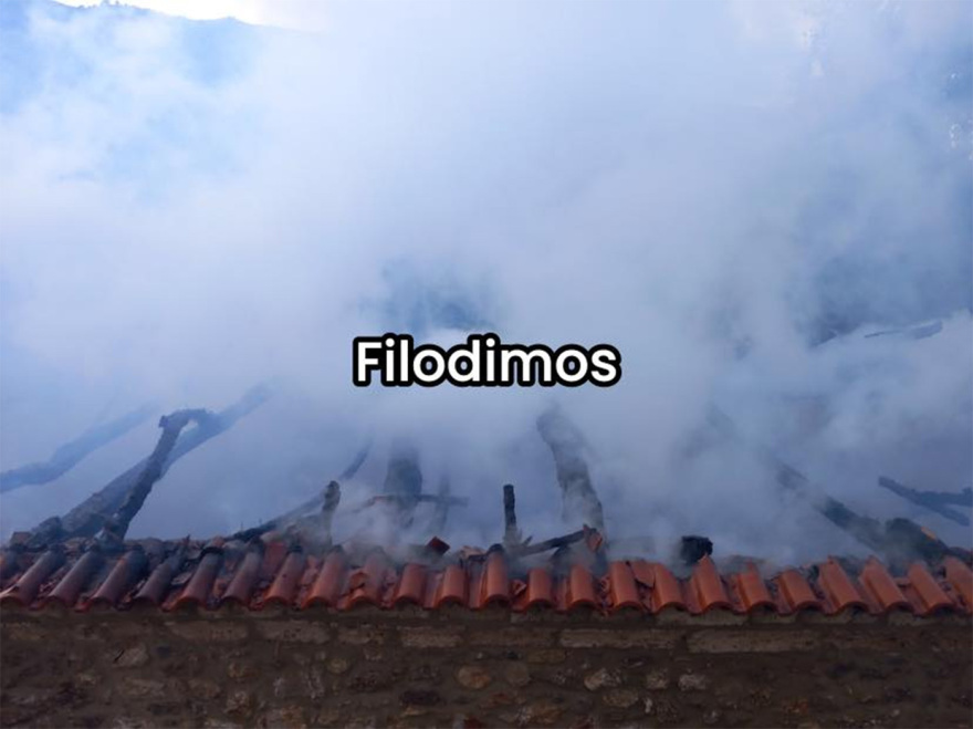 Αχαΐα: Φωτιά σε εκκλησία στην Αιγείρα Αχαΐας, κάηκε ολοσχερώς ο ναός - Δείτε φωτογραφίες
