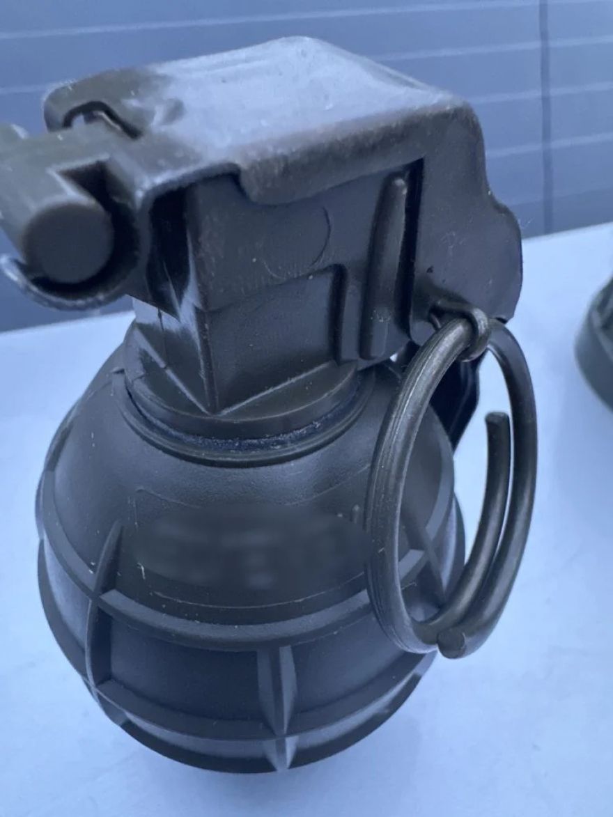 Εξαρθρώθηκε κύκλωμα διακίνησης ναρκωτικών στην Πάτρα, έκρυβαν χειροβομβίδα μέσα σε κοτέτσι