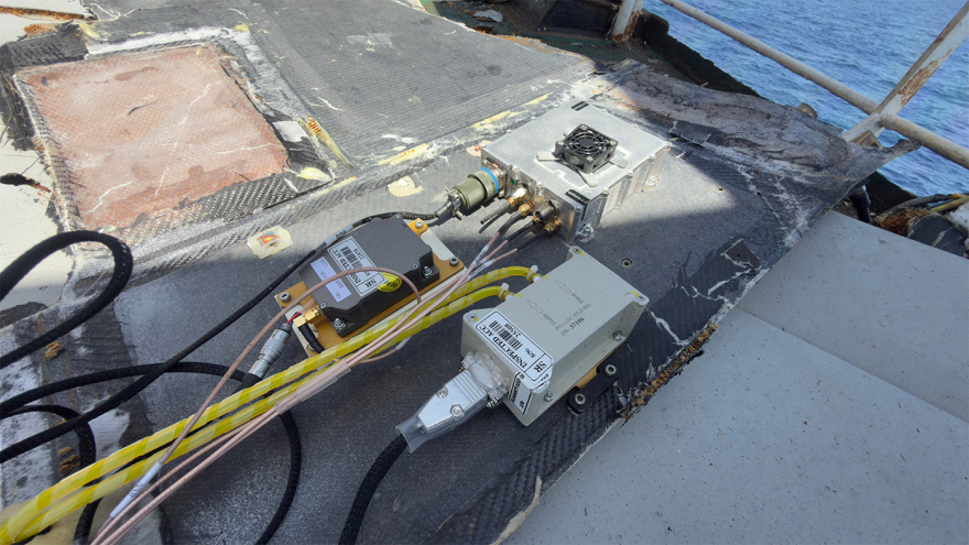 Θρίλερ σε bulk carrier στον Κόλπο του Άντεν: Drone με βόμβα 50 κιλών καρφώθηκε στο φουγάρο και εξουδετερώθηκε εν πλω σε επιχείρηση 12 ωρών
