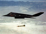 Η USAF επιλέγει τη συλλογή καθοδήγησης Paveway II της Raytheon για τις βόμβες λέιζερ