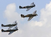 Lancaster’s και Spitfire’s σε σχηματισμό: Βίντεο