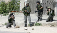 Δεκάδες Παλαιστίνιοι τραυματίστηκαν σε σύγκρουση με τον ισραηλινό στρατό