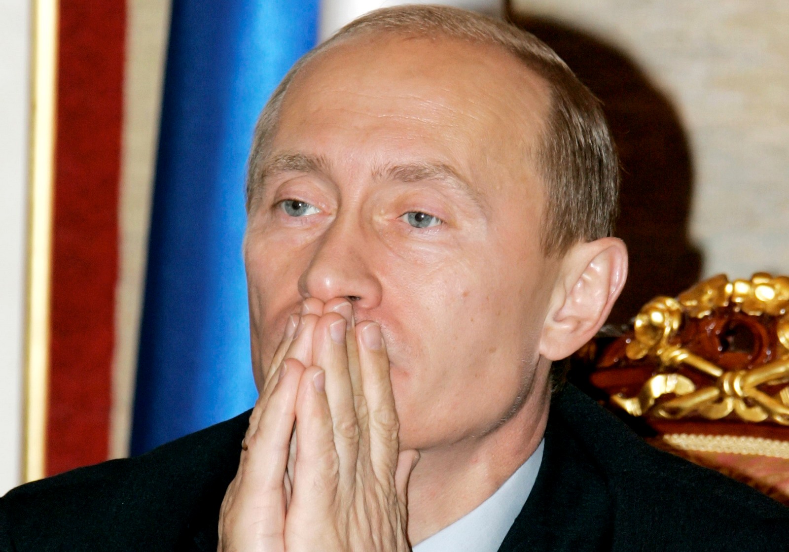 F. P.: “Ο ισχυρότερος άνθρωπος του κόσμου είναι ο Β.Πούτιν”