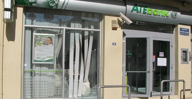 Στον Εισαγγελέα οι συλληφθέντες για τις ληστείες στο Βελβεντό