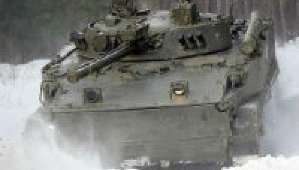 Το νέο ρωσικό ΤΟΜΑ BMP «knight» στο αρκτικό περιβαλλον