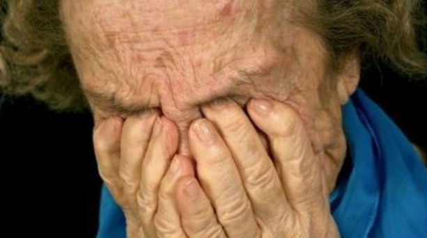 Ηράκλειο: Ληστές φίμωσαν 92χρονη