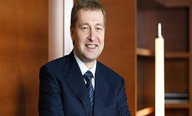 Θέλει να “νοικιάσει” βατραχανθρώπους ο Ριμπολόβλεφ