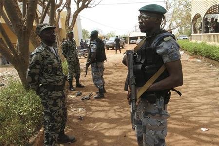 Mάλι: Ανταλλαγή πυρών μεταξύ ενόπλων και του στρατού
