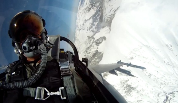 $600 εκ. έδωσαν οι πεινασμένοι Ρουμάνοι για παλιά F-16!