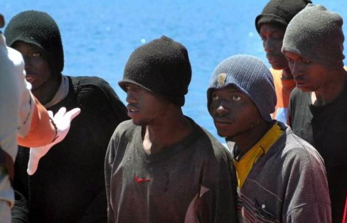 Όλες οι διατάξεις του ρατσιστικού -για τους Έλληνες – ν/σ