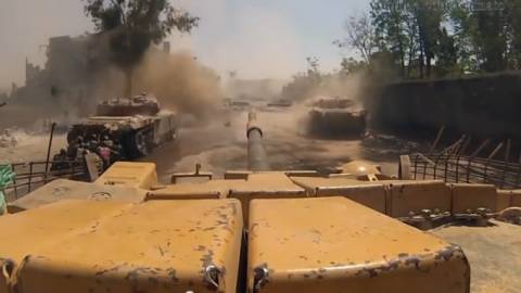 Επιχειρήσεις εκκαθάρισης με T-72 BMP-2 και ομάδες πεζικού