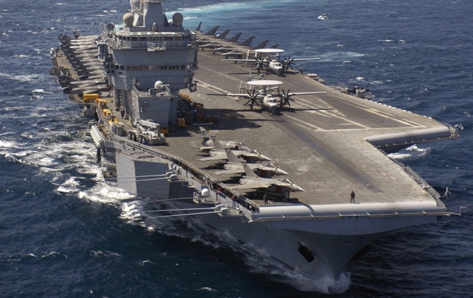 To Charles de Gaulle στο Ιόνιο – Βίντεο