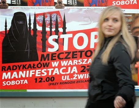 Στην Πολωνία ξεκίνησαν «πατριωτικές περιπολίες» (vid)