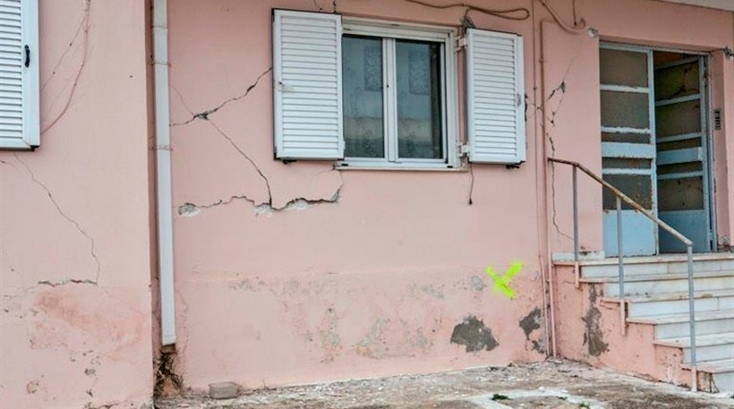 Κλειστά μέχρι και την Παρασκευή τα σχολεία στην Κεφαλλονιά
