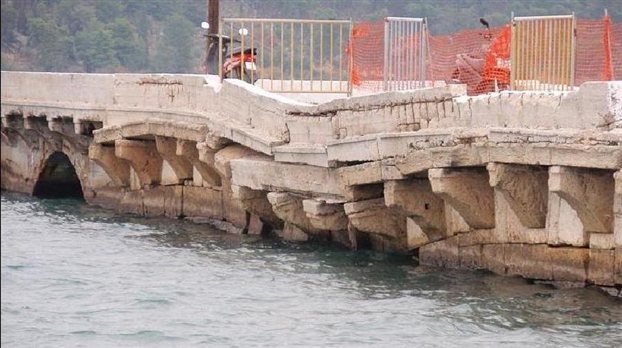 Σοβαρές ζημιές σε ιστορικά μνημεία και μουσεία της Κεφαλλονιάς