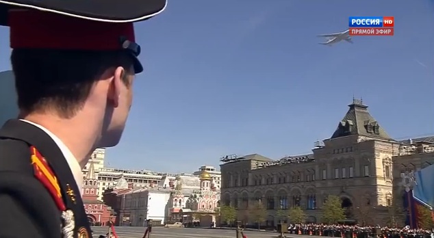 Αεροπορικές παρελάσεις σε Πεκίνο και Μόσχα