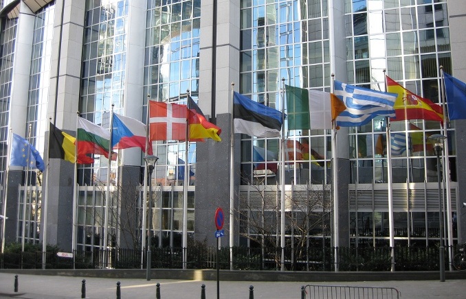 20 δισ.€ από Ε.Ε. σε Ουκρανία αν υπογραφεί Μνημόνιο με συγκεκριμένες δεσμεύσεις