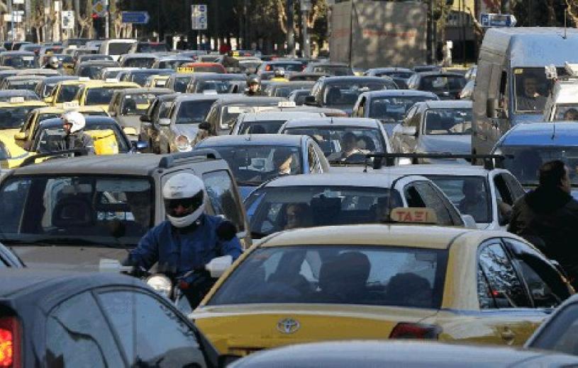 Κυκλοφοριακό χάος στον Πειραιά με τις μονοδρομήσεις
