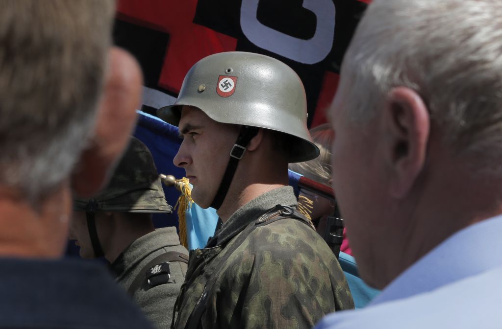 ΒΙΝΤΕΟ: Mεγάλη “επιτυχία” ΕΕ & ΗΠΑ στην Ουκρανία – Οι νεοναζί στην εξουσία!