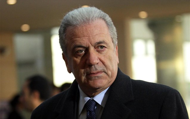 Υπέρ μιας ανεξάρτητης Ουκρανίας ο Δ. Αβραμόπουλος