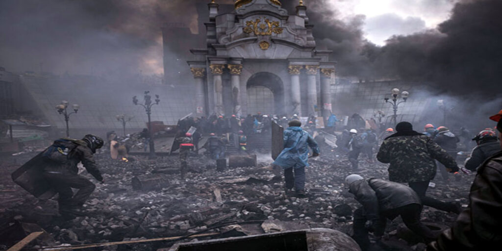 Βίντεο-αποκάλυψη: Παραστρατιωτικοί δολοφονούν “δικούς” τους μεθοδεύοντας το πραξικόπημα στην Ουκρανία