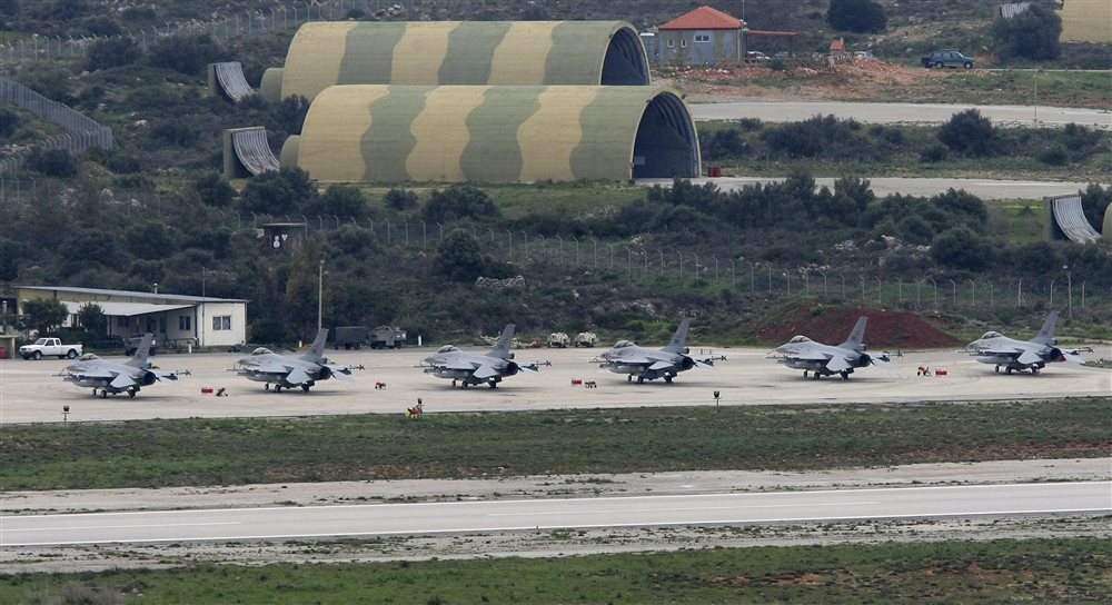 Κρήτη: Κινητικότητα παρατηρήθηκε στη βάση της Σούδας