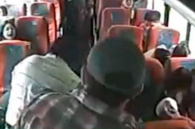 Ληστές εκτέλεσαν εν ψυχρώ πατέρα και γιο (video)