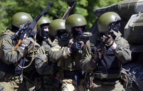 Ρώσοι κομάντο κατέλαβαν και τρίτο αεροδρόμιο στην Κριμαία