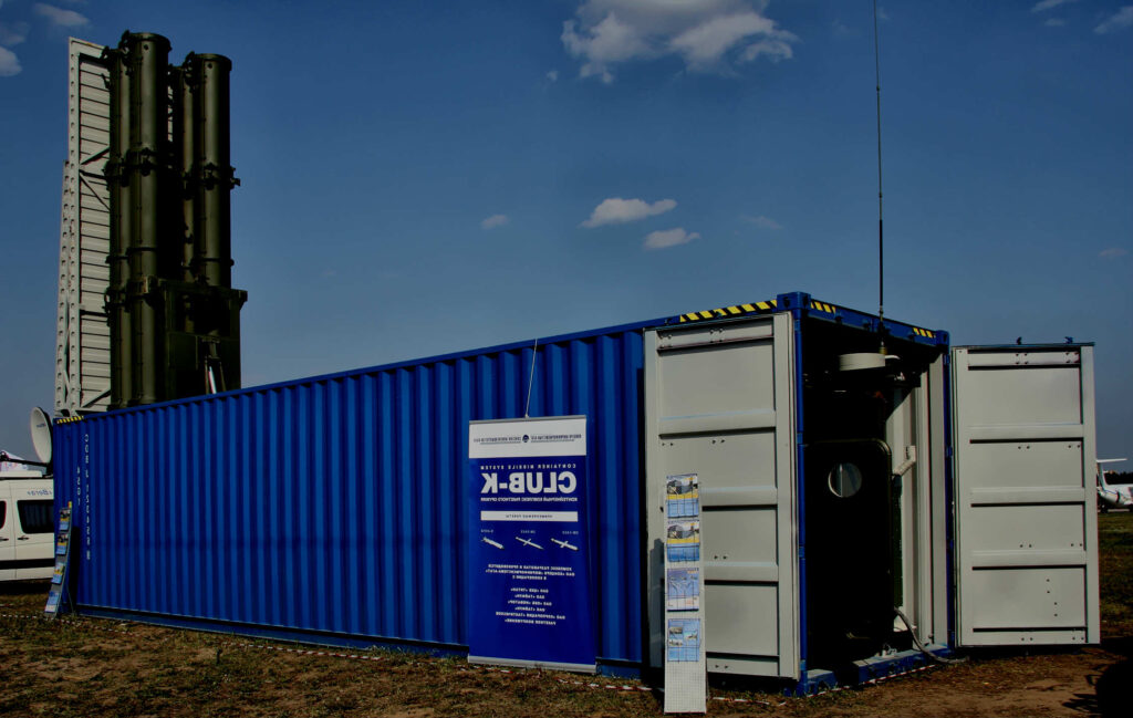 Izvestia: Oι Ρώσοι εγκατέστησαν cruise βλήματα Club – K στην Κριμαία (vid)