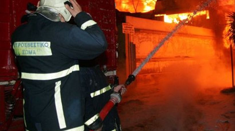Υπό πλήρη έλεγχο η φωτιά στην Πάτρα