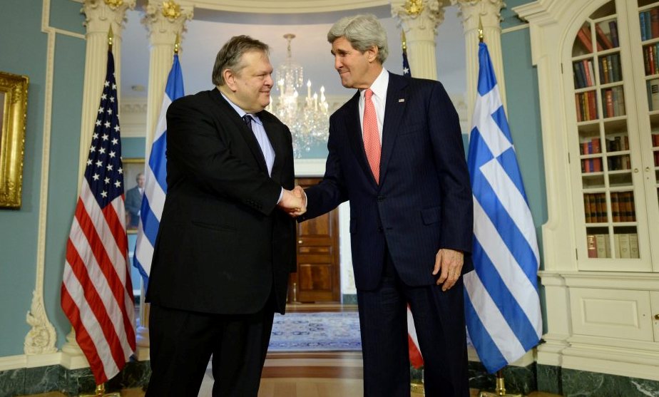 Υπό την προεδρία Ε.Βενιζέλου στην ΕΕ οι πρώτες κυρώσεις στην Ρωσία – Και οι ΗΠΑ κυρώσεις