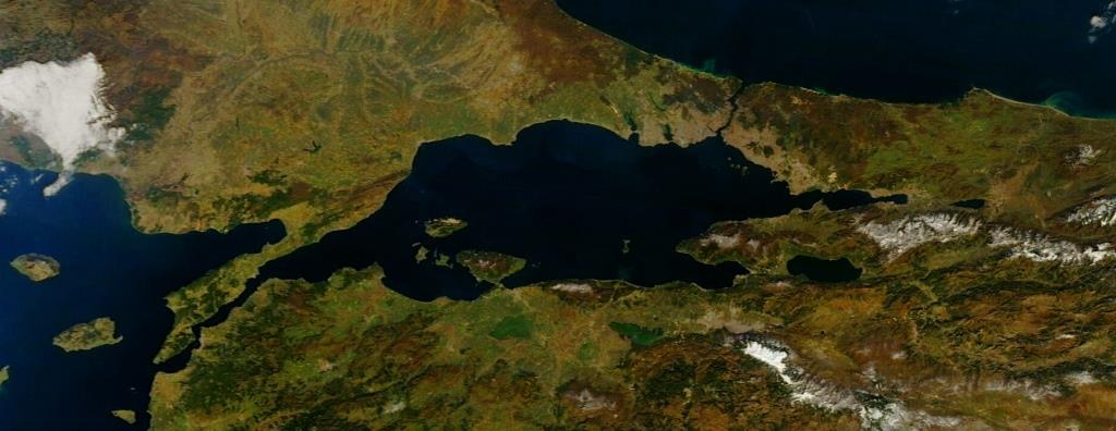 Η Άγκυρα απειλεί την Μόσχα με κλείσιμο των Στενών λόγω Τατάρων και η Μόσχα απαντά με casus belli