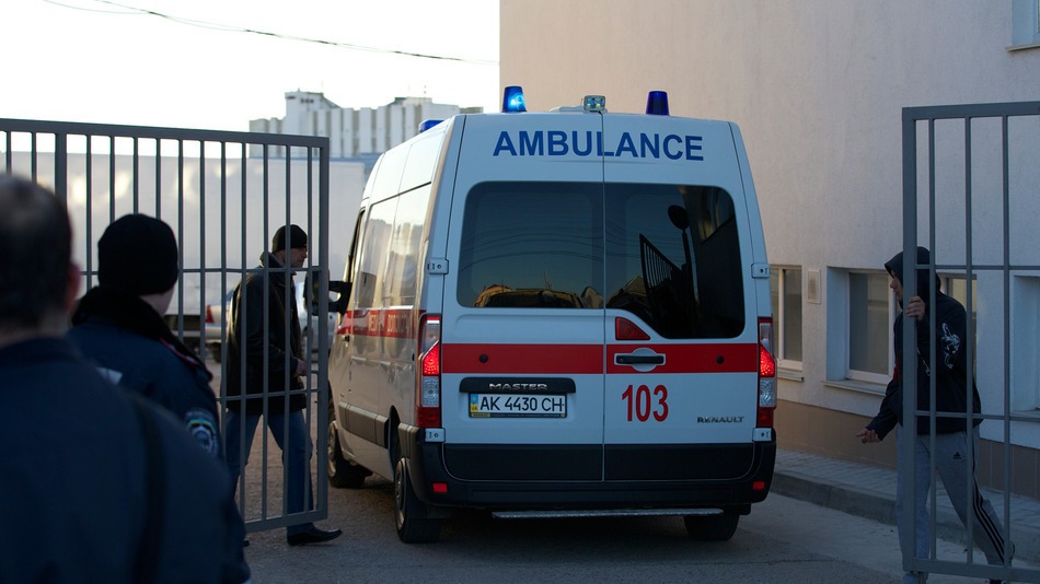 Κριμαία: Στους δύο οι νεκροί – Ελεύθεροι να χρησιμοποιούν τα όπλα τους οι Ουκρανοί στρατιώτες