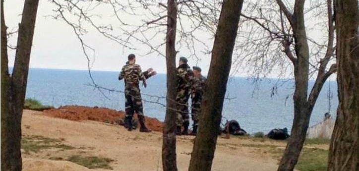 Οι Ουκρανοί σκάβουν χαρακώματα στην Οδησσό και λένε ότι περιμένουν ρωσική απόβαση