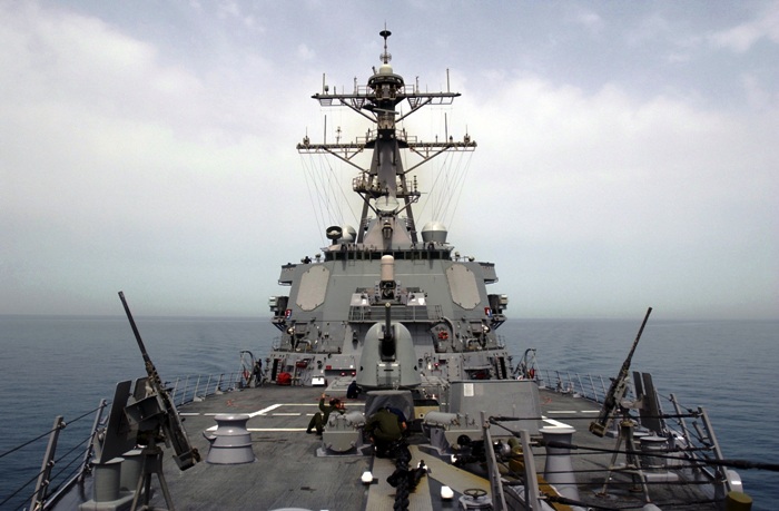 “Ναυμαχία” USS Donald Cook και Μoskva στην Μαύρη Θάλασσα! (Βίντεο)