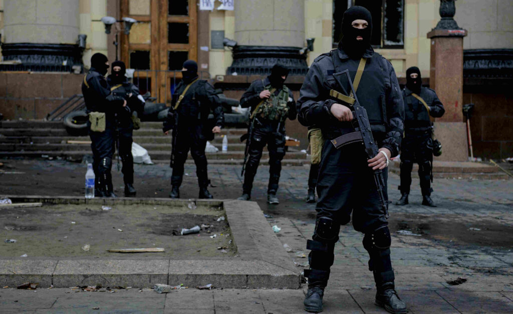 Το Κίεβο ανακοίνωσε «αντιτρομοκρατική επιχείρηση στο  Σλαβιάνσκ» – Οι κάτοικοι κάνουν μπλόκα στις εισόδους της πόλης