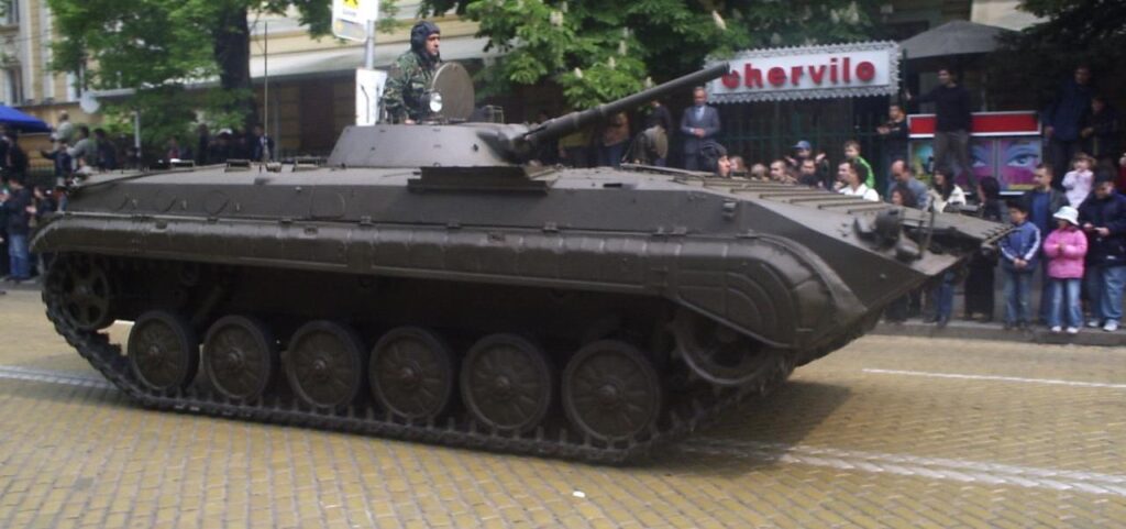 Βίντεο: Πυρπολήθηκαν κυβερνητικά κτίρια στην Α.Ουκρανία – Μάχες και συνεχείς μεταφορές ουκρανικών στρατευμάτων