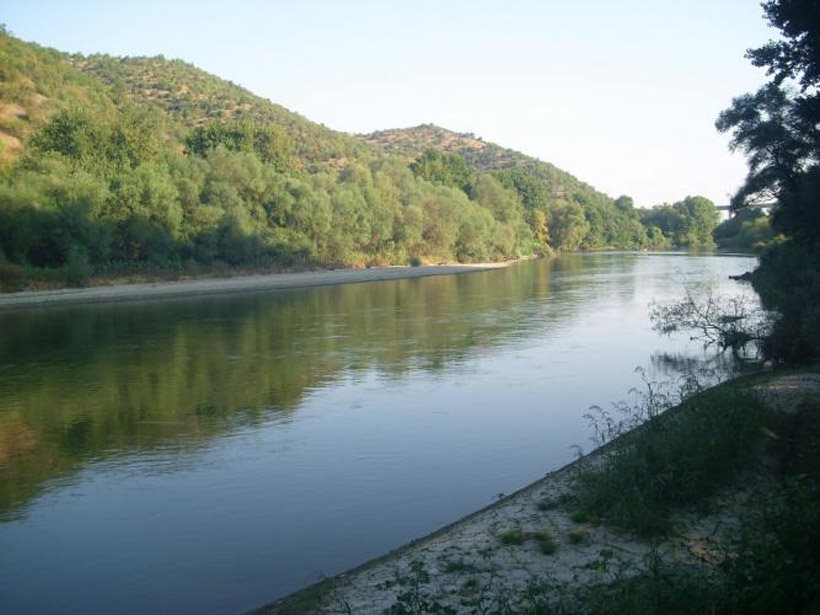 Παραμένει πάνω από τα όρια επιφυλακής η στάθμη του Έβρου