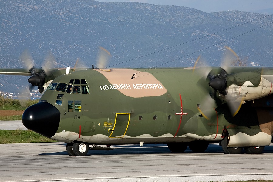 C-130 της ΠΑ μετέφερε 35χρονη εγκυμονούσα από τη Ρόδο στην Κρήτη