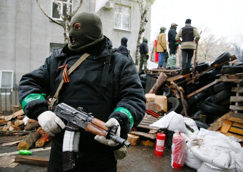 Το θάνατο δύο Ουκρανών στρατιωτών στις μάχες του Σλαβιάνσκ ανακοίνωσε το ουκρανικό ΥΠΕΣ