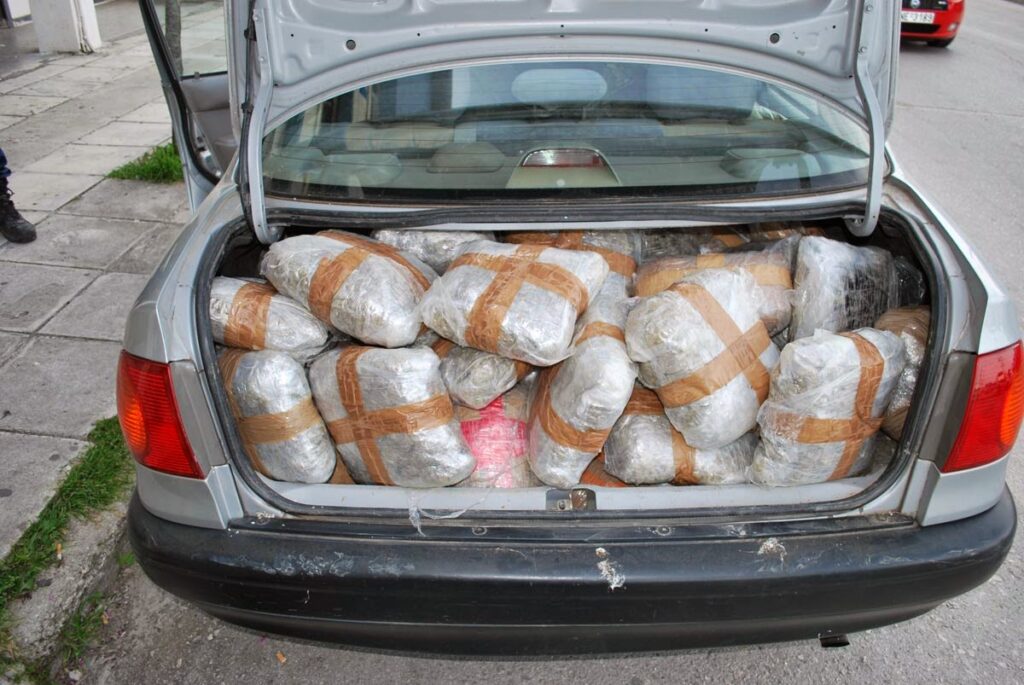 Σύλληψη Αλβανού για διακίνηση 160 κιλών χασίς