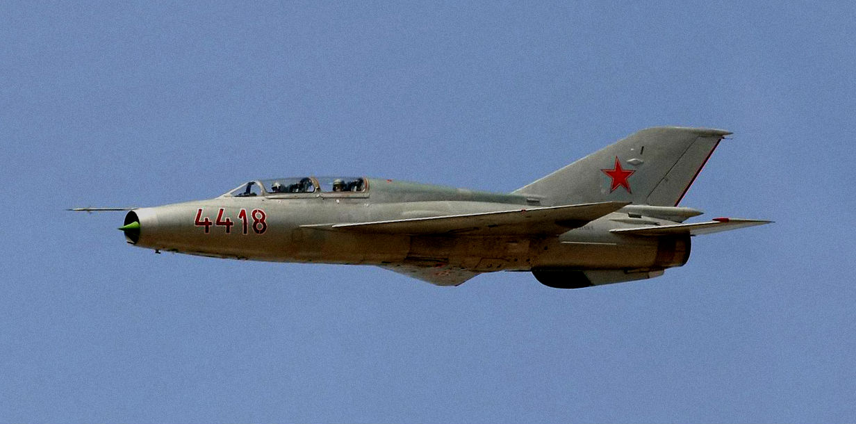 “Καυτά λόγια” από τον σχεδιαστή του F-16 P.Sprey: “Ανύπαρκτη η ευελιξία του F-35 – Σε dogfight καταρρίπτεται και από MiG-21 του ’50” (vid)