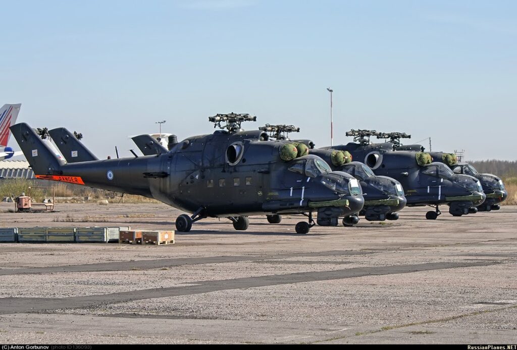 Επιστρέφουν τα πρώτα 4 κυπριακά Mi-35P μετά την συντήρηση στην Αγ. Πετρούπολη [εικόνες]