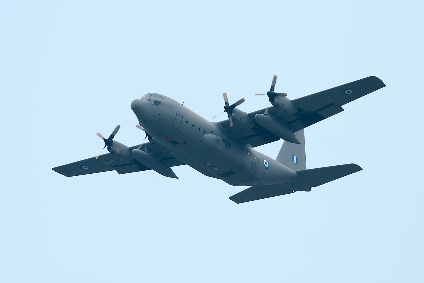 Αεροδιακομηδή παιδιού με C- 130 της ΠΑ από τη Μύκονο στην Αθήνα
