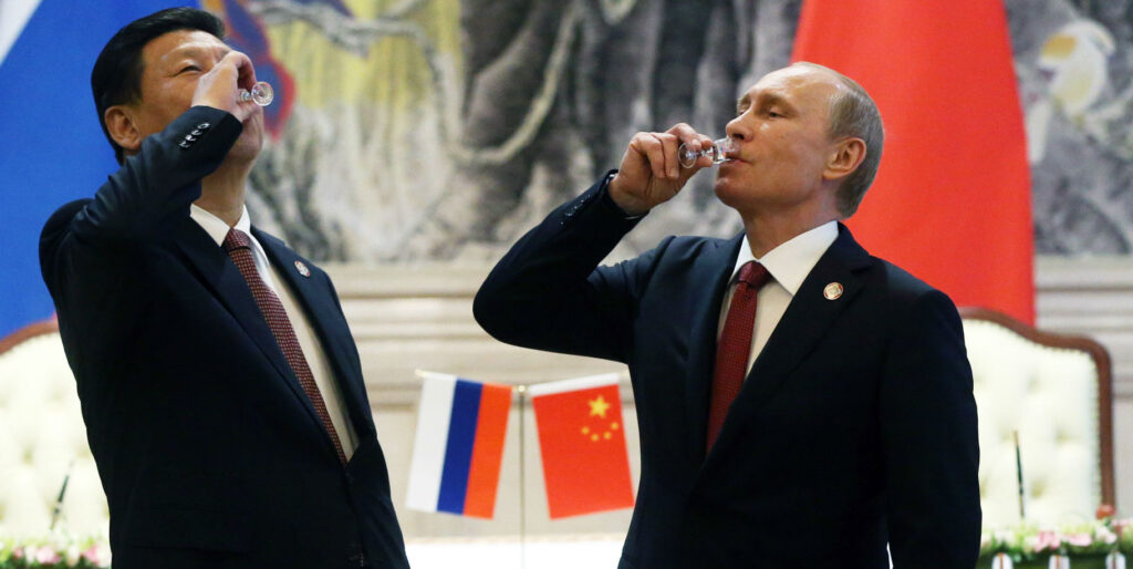 Ο Κινέζος πρόεδρος Xi Jinping ανήγγειλε την δημιουργία ρωσοκινεζικού αντι-ΝΑΤΟ στην σύνοδο κορυφής της Σαγκάης