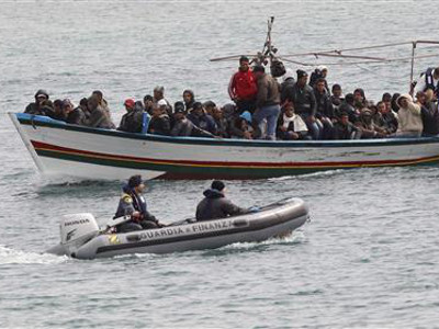Τυνησία: Συνελήφθησαν 200 λαθρομετανάστες που κατευθύνονταν στις ευρωπαϊκές ακτές