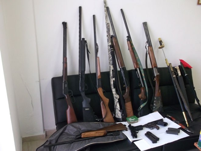 Κρήτη: 41χρονος έκρυβε ένα οπλοστάσιο στο σπίτι του